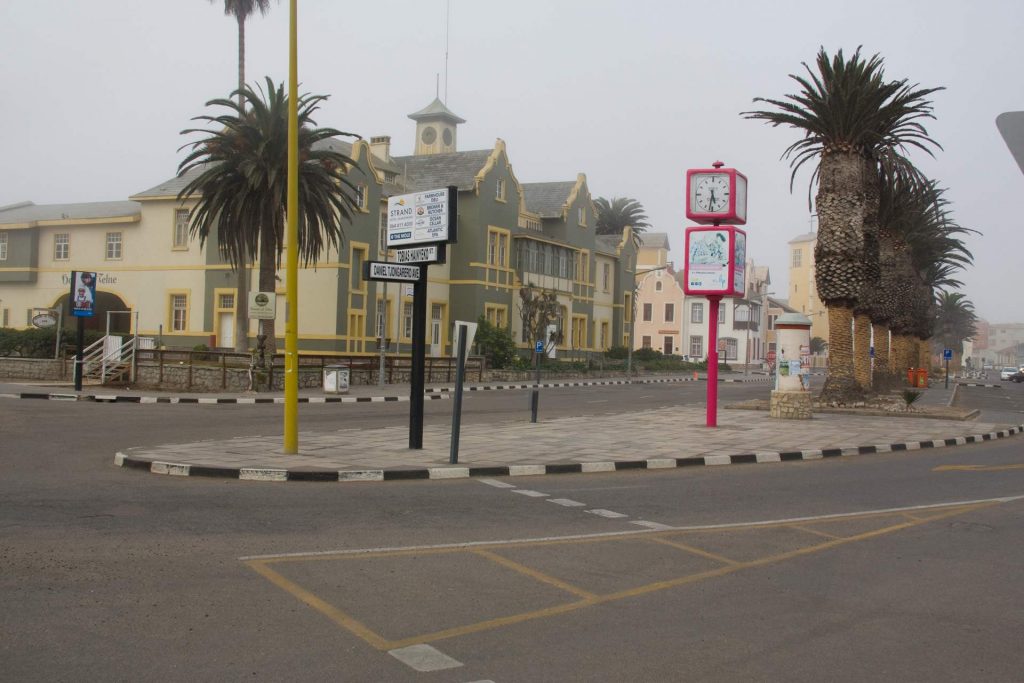 Sam Nujoma Avenue